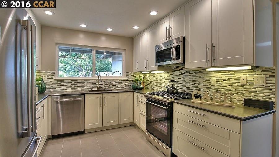 2nd image of 214 Greenwich Dr