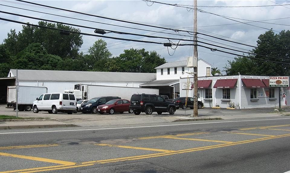 1st image of 1587 Plainfield Pike