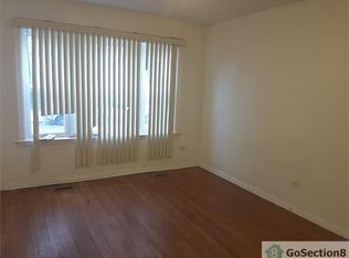 8400 S Brandon Ave #1, Chicago, IL 60617