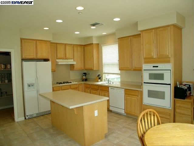 2nd image of 6469 El Capitan Way