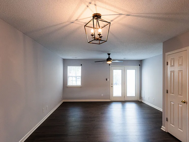 4505 Cross Ridge Ln — Photo 6