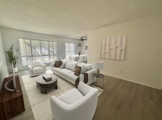 10915 Rose Ave #5A, Los Angeles, CA 90034