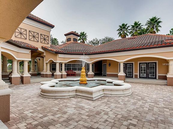 5th image of 14001 Fairway Island Dr APT 526