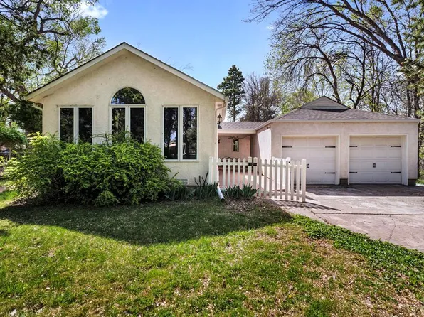 115 Brentwood Dr, Pueblo, CO 81005
