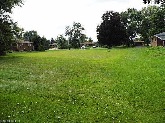 5th image of 4780 Loraine Dr