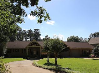 268 Meadow Brook Dr, Four Oaks, NC 27524
