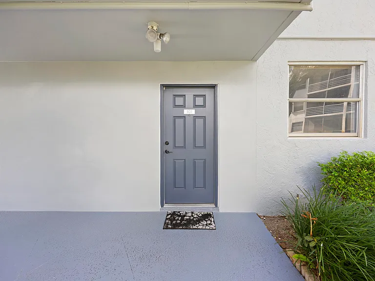 5301 NW 2nd Ave #1010 — Photo 2