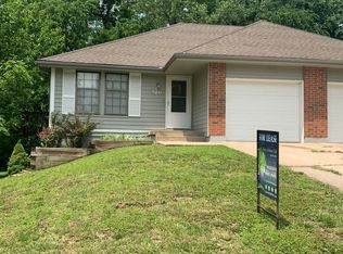 3231 NW Mill Dr, Blue Springs, MO 64015