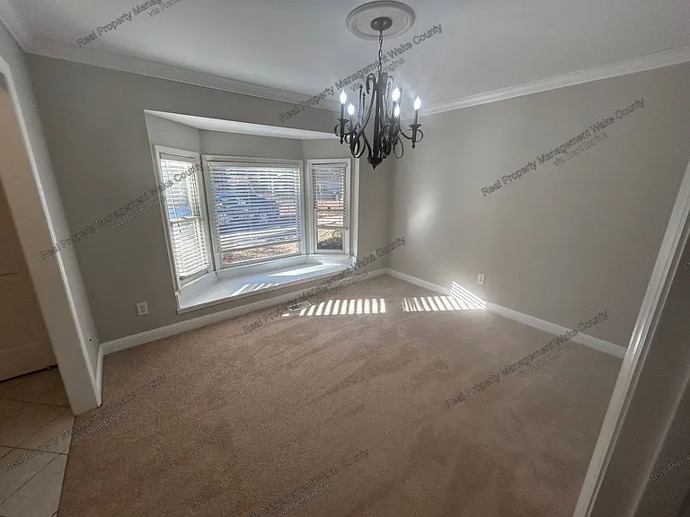 5612 Hamstead Xing — Photo 8