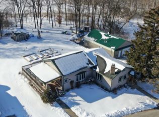 5828 Riverside Rd, Waterford, WI 53185