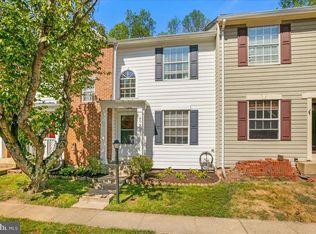 907 Wind Ridge Dr, Stafford, VA 22554