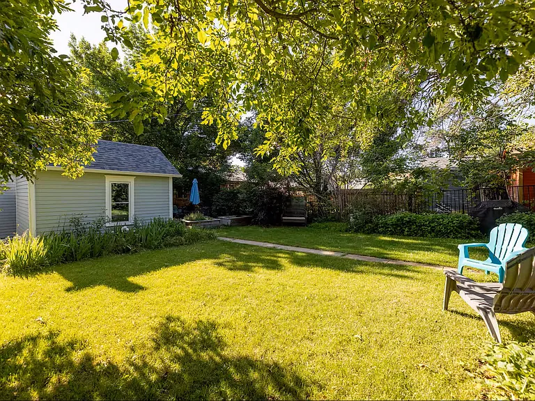 917 La Farge Ave — Photo 17