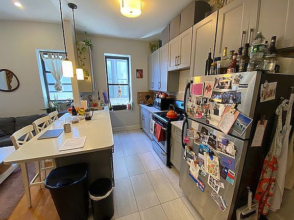5th image of 1154 President St APT 4A