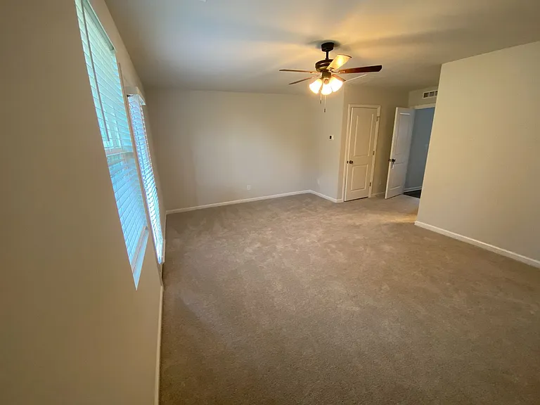 4938 Southern Magnolia Dr — Photo 20