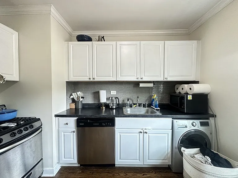 2147 N Fremont St #N2 — Photo 3