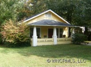 516 Midway St, Hendersonville, NC 28739