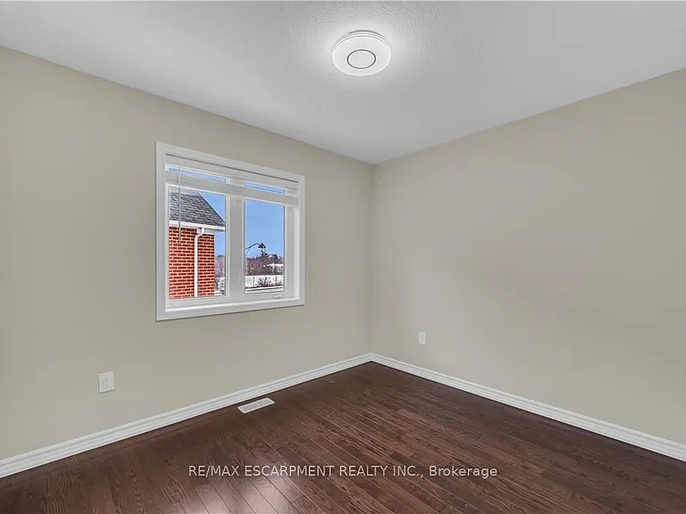 75 Forest Ridge Ave — Photo 40