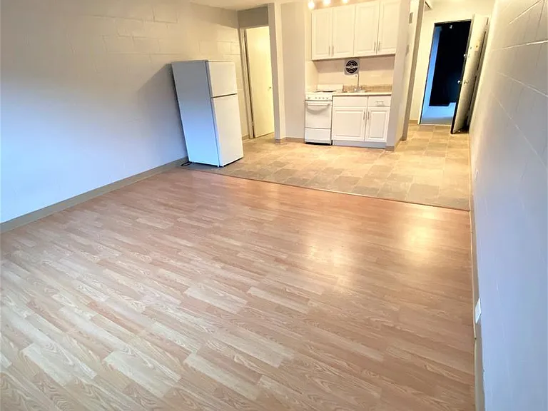 Viewmont Apartments — Photo 7