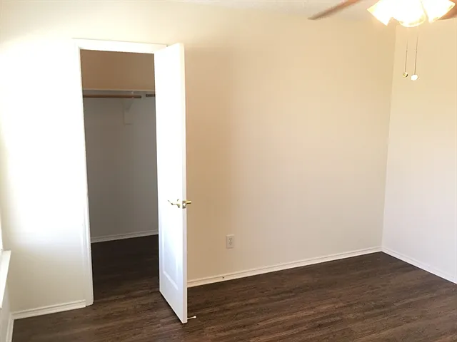 1004 Ashland Ct — Photo 16