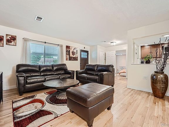 3rd image of 2701 S Knox Court