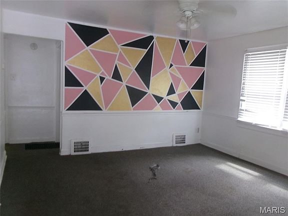 2nd image of 7121 Lamont Dr
