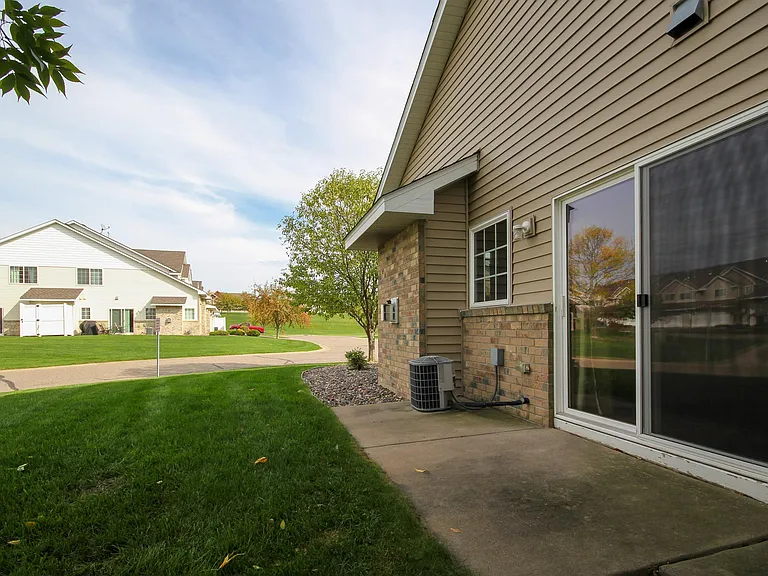 17570 Gillette Way — Photo 8
