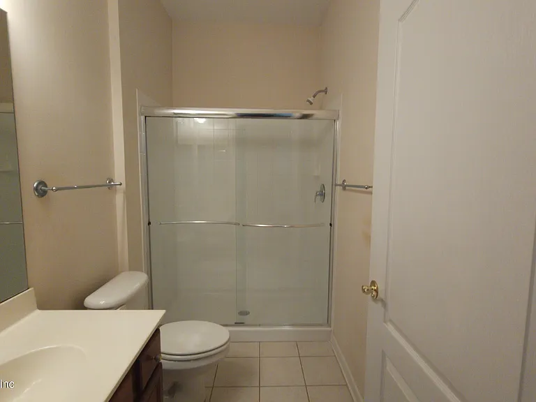 8601 Beach Blvd #705 — Photo 17