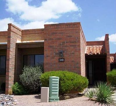 1st image of 1440 W Desert Hills Dr