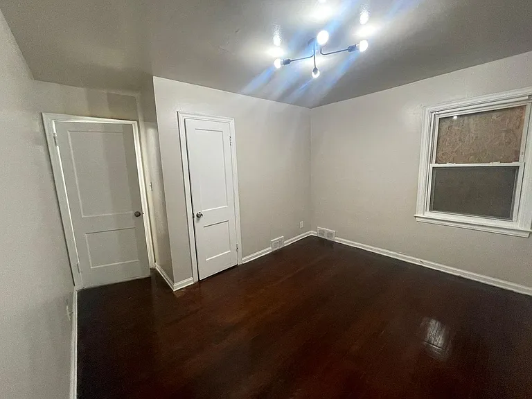 Detroit Luxury Living Apartments — Photo 9