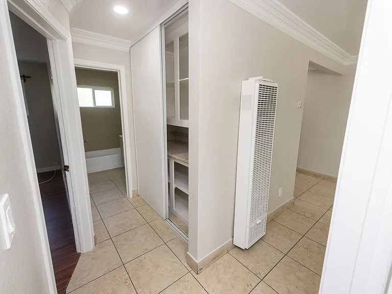 3532-3542 Bancroft Dr — Photo 25