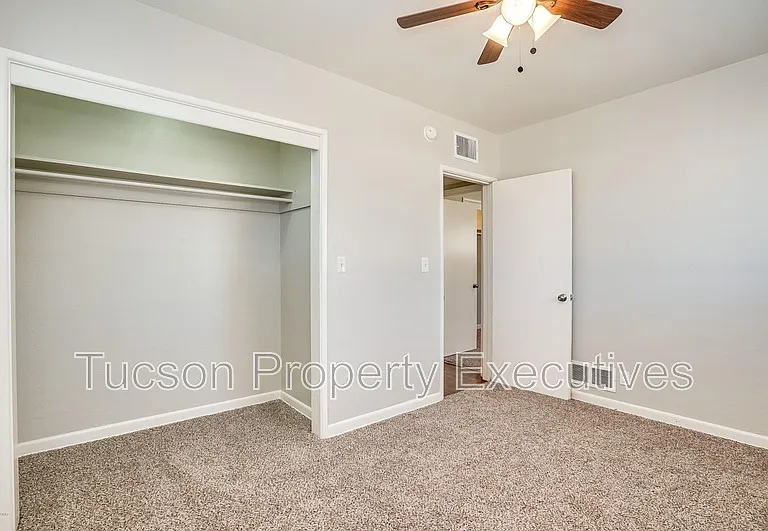 1040 E Linden St #A — Photo 16