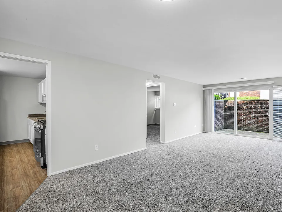 Thurber Square Apartments