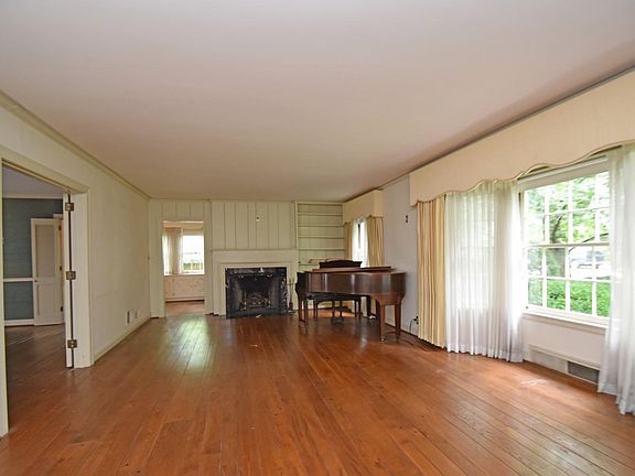 4th image of 3440 Principio Ave