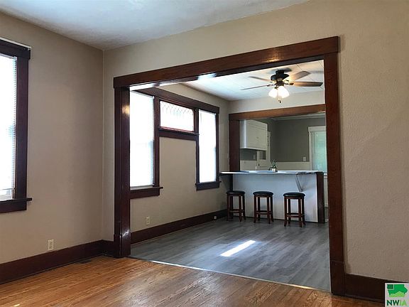 4th image of 2814 Marshall Ave