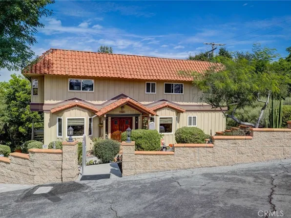 7601 E Corto Rd, Anaheim, CA 92808