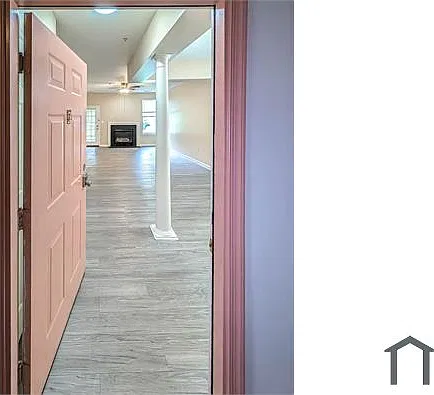 2 bed, 1039 sqft, $1,857 — Photo 3