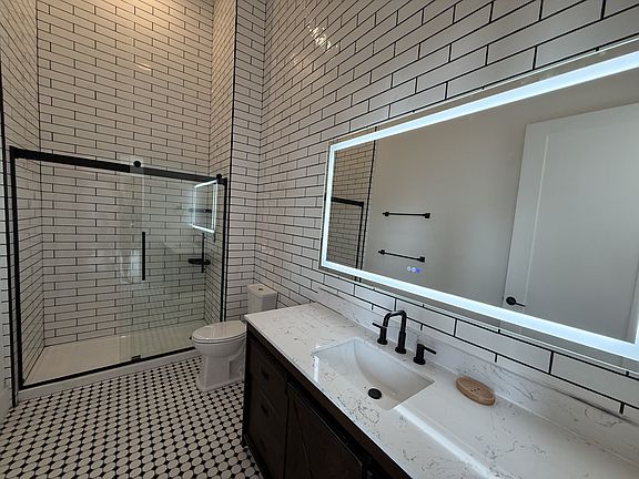 4th image of 4701 Liberty Ave #P