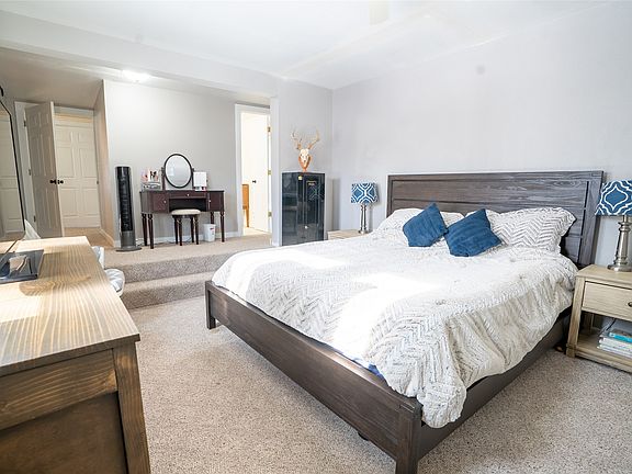 4th image of 114 Deardorff Ave