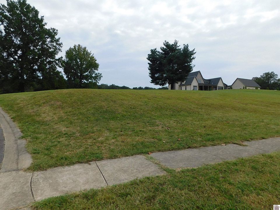 2nd image of 3845 Niblick Ln #42