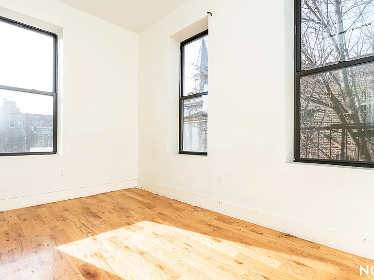 57 Grove St #2B — Photo 5
