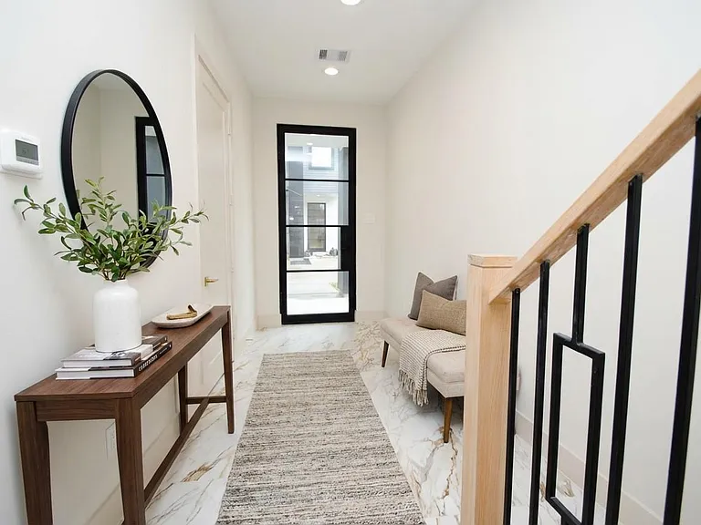 6312 Illinois St #C — Photo 4