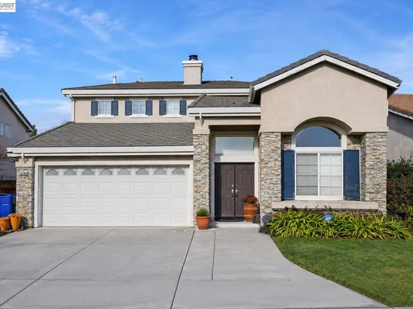 15100 Shining Star Ln, San Leandro, CA 94579