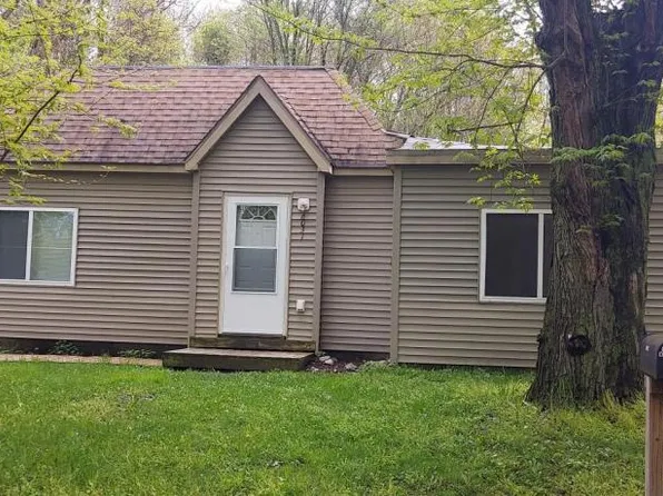 6031 Madison St, Coloma, MI 49038