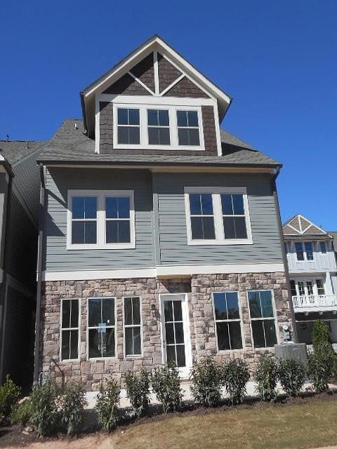 1st image of 244 Dellwood Dr SE #94