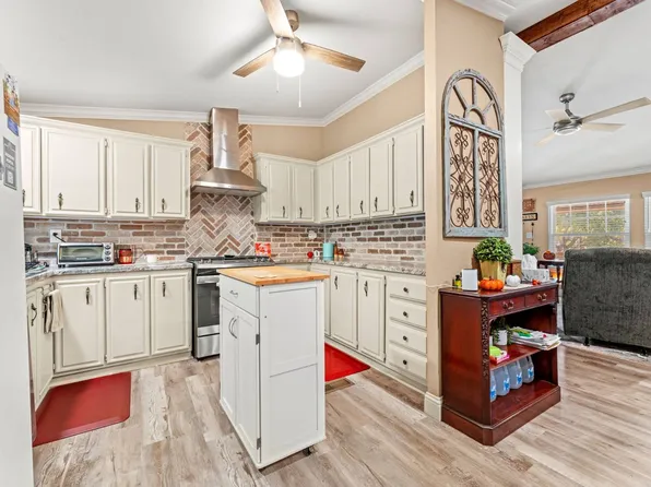 5726 Kay Dr, Fort Worth, TX 76119