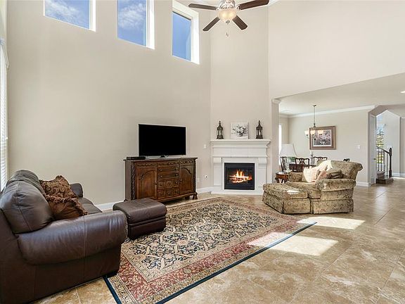4th image of 4747 Abercorn St