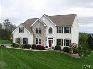 165 W Butternut Rd, Hellertown, PA 18055