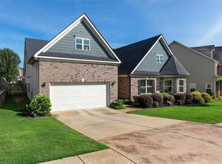 105 Fort Dr, Simpsonville, SC 29681