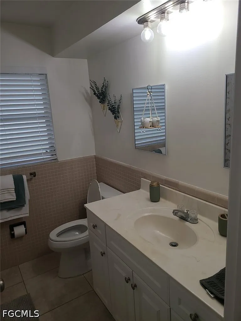 2 bed, 2.0 bath, 1268 sqft, $2,150 — Photo 4