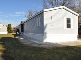 1207 Magnolia Ave, Oshkosh, WI 54902